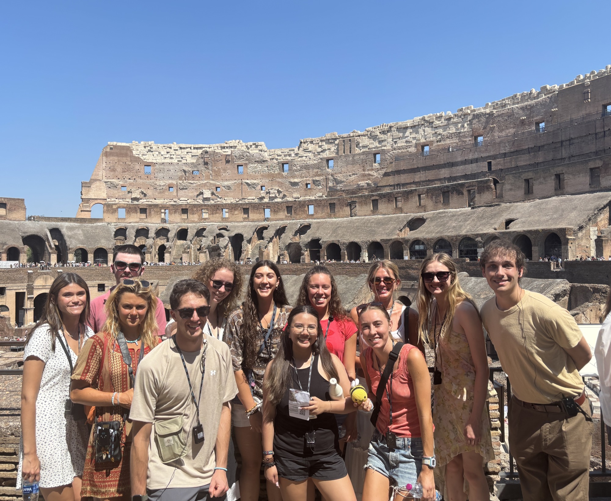 A group of students in the Colosseum in Roma